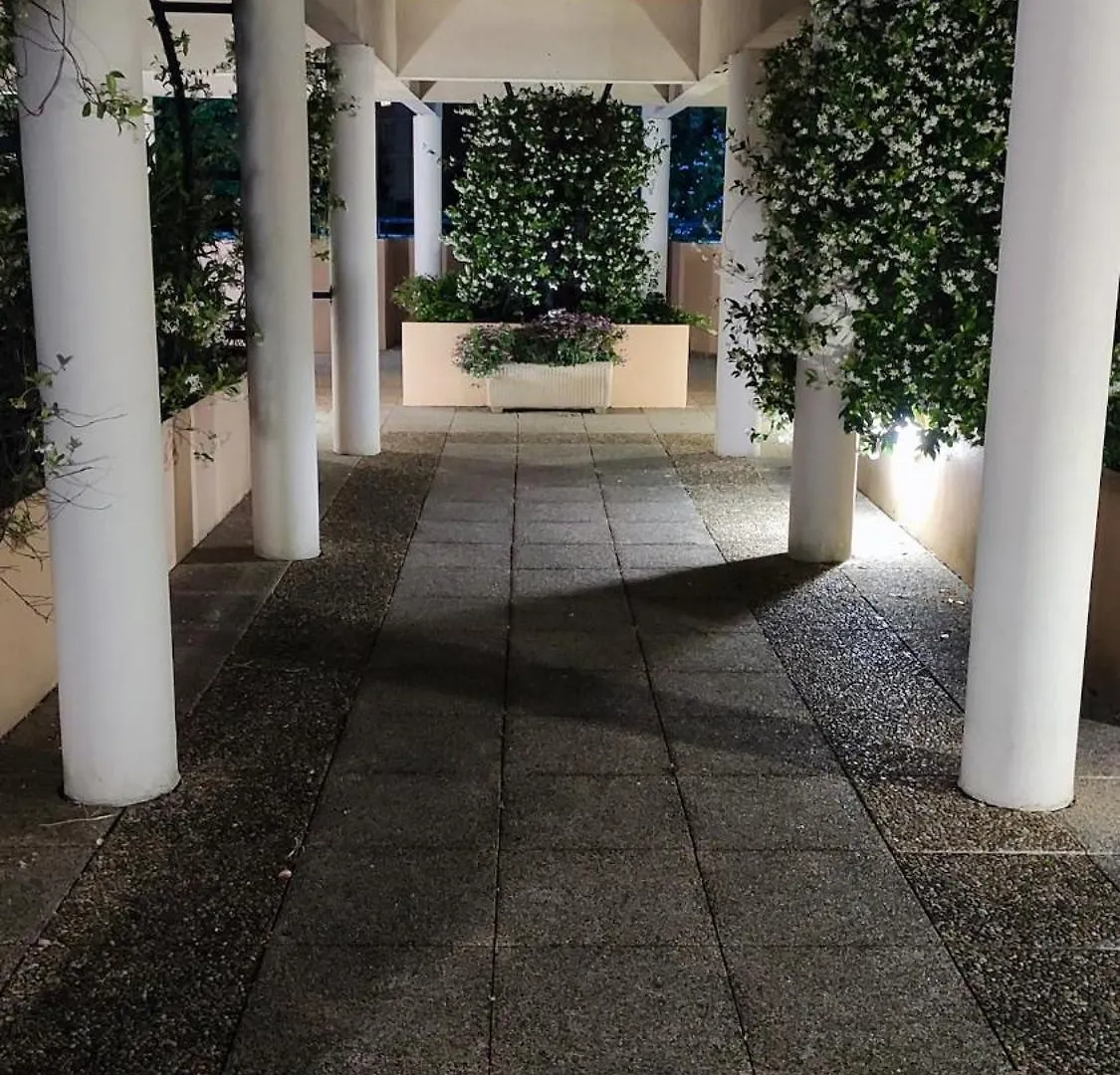 Soleil & Sable-Frejus Appt 4 Pers-Classe 3-Clim 0*,  צרפת
